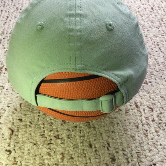 Cincinnati Reds Ball Cap/Hat - Picture 3 of 6